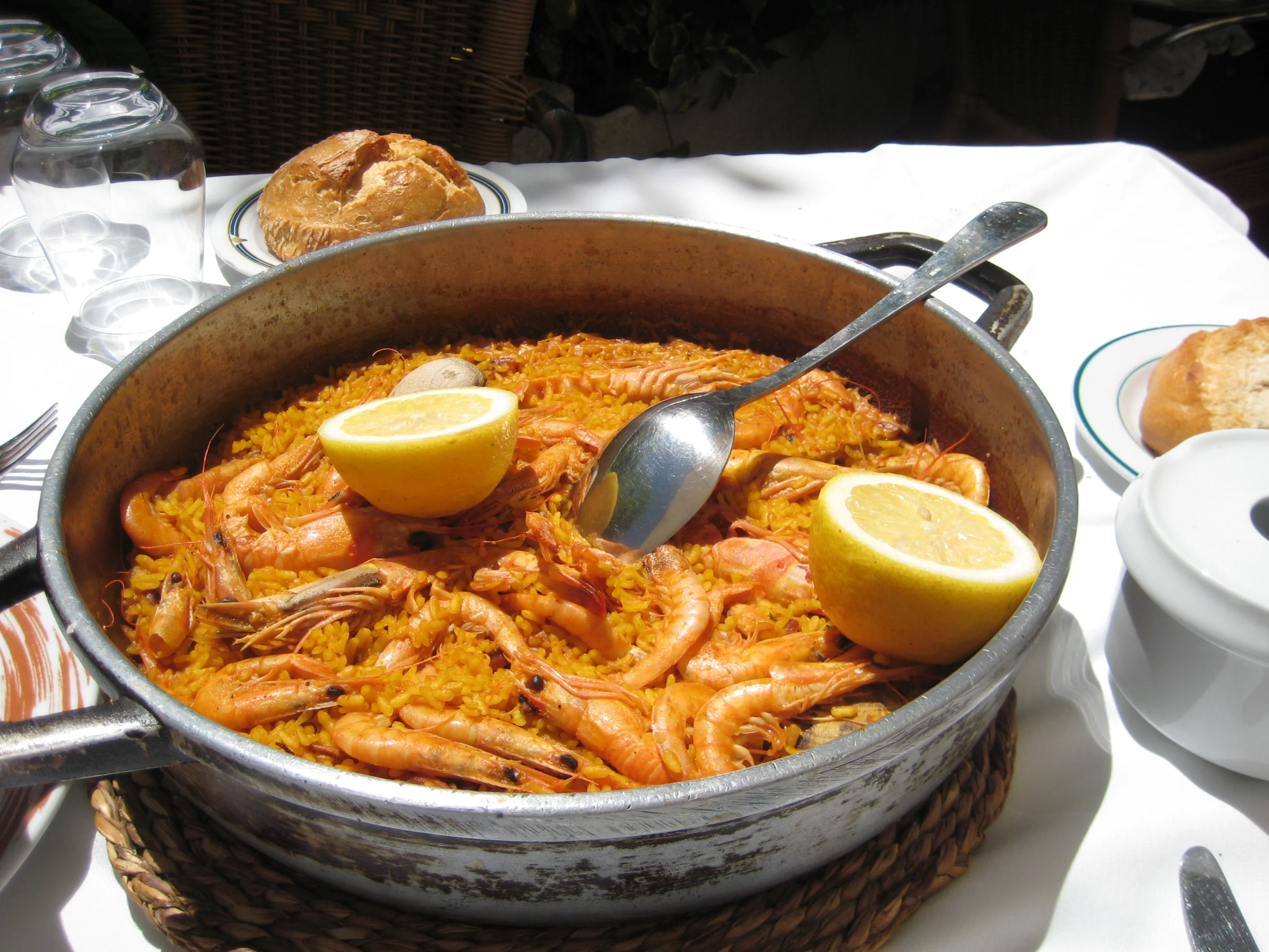 Paella Mixta